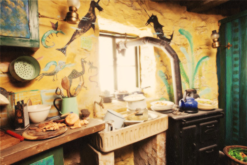 knockturnallley:  Harry Potter and the Deathly Hallows Part I set location: The Lovegood House 