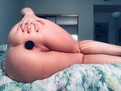 luverlucy:  Just updated my banner to this picture of my tight pussy and ass, so I figured I’d share it here for you all to like and repost if you enjoy, ☺️🤗.