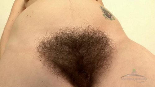 yem29:  OMG!! We found the hairy pussy of my dreams!!! #photogenic bush #monster bush #daily bush #h
