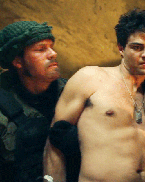 Noah Centineo - The Recruit porn pictures