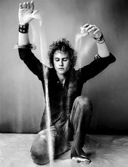 travisfimel:  Heath Ledger photographed by Stephanie