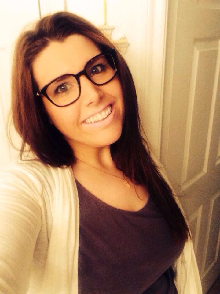 solesearcher23:  Sexy babe I met on kik today