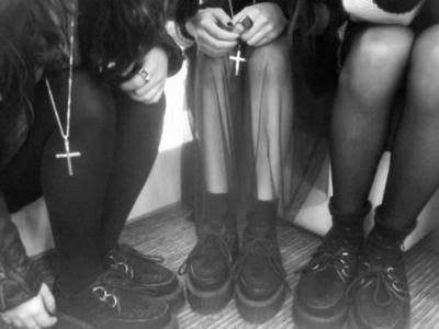 Pastel Goth | via Facebook on We Heart It http://weheartit.com/entry/76951335/via/blackymamba