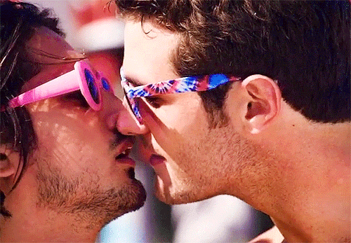 kazehouseskies:  thegayfleet:  Avan Jogia and Beau Mirchoff in Now Apocalypse   Is it me or Beau Mirchoff tried some tongue work ?