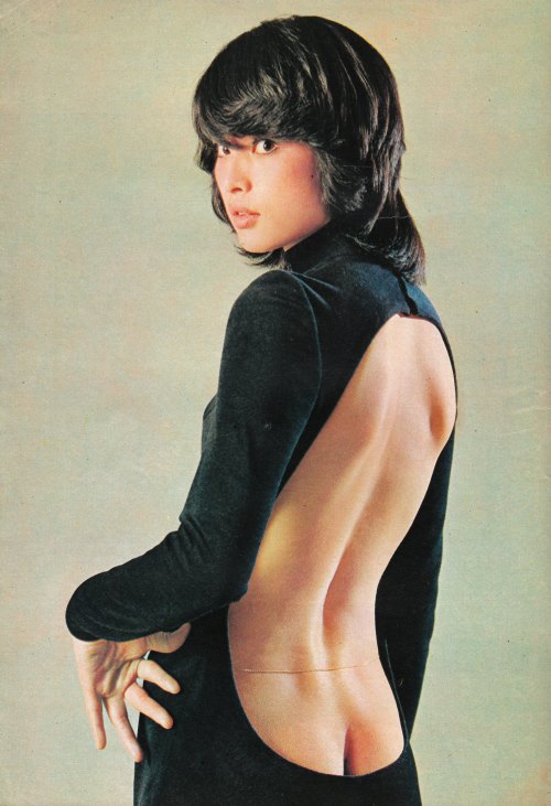 tsun-zaku:中村晃子：撮影＝渡辺アキラ平凡パンチ 1974年4月22日号 506