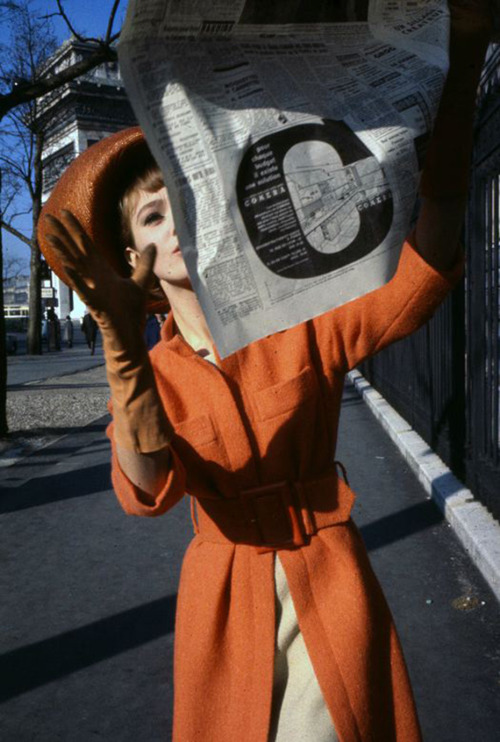 Ina Balke reading newspaper. Elle, March 1962. Photographed by Brian Duffy.Duffy (English, 1933-2010