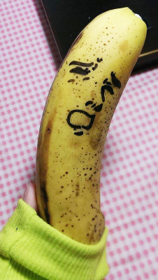 ichigoflavor:  My banana art 