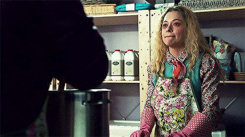 orphanblack:  When you try to hold it together but then…