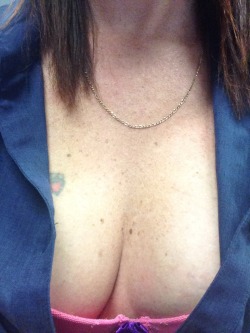 dvshotwife:  Sneaky tittie pic while at work