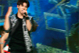 sorsik:    INFINITE ruining my bias list, 18 / ∞  Woohyun x Bad stages 