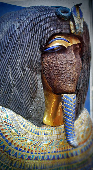 Royal coffin found in tomb KV55, possibly a member of Akhenaten’s family