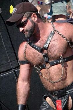 FrenchLeatherGay