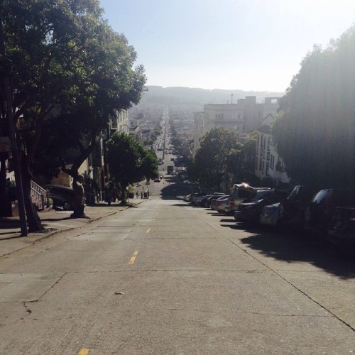 Lombard street #california #gopro #instatravel #palmsprings #summer #backpacking #backpacker #sun #g