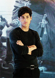 magnusandalexander:Lightwoods Appreciation Weeks - Day 7: Favorite Alec Lightwood Outfits