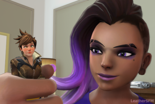 Within Her Grasp Tracer seems a little uncomfortable with being a 6-inch tall pet. Sombra better sho