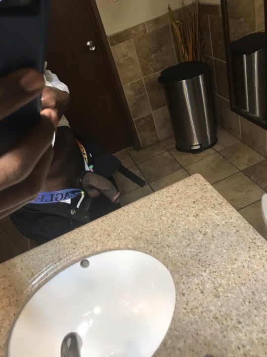 private-king:  I be getting so horny at work