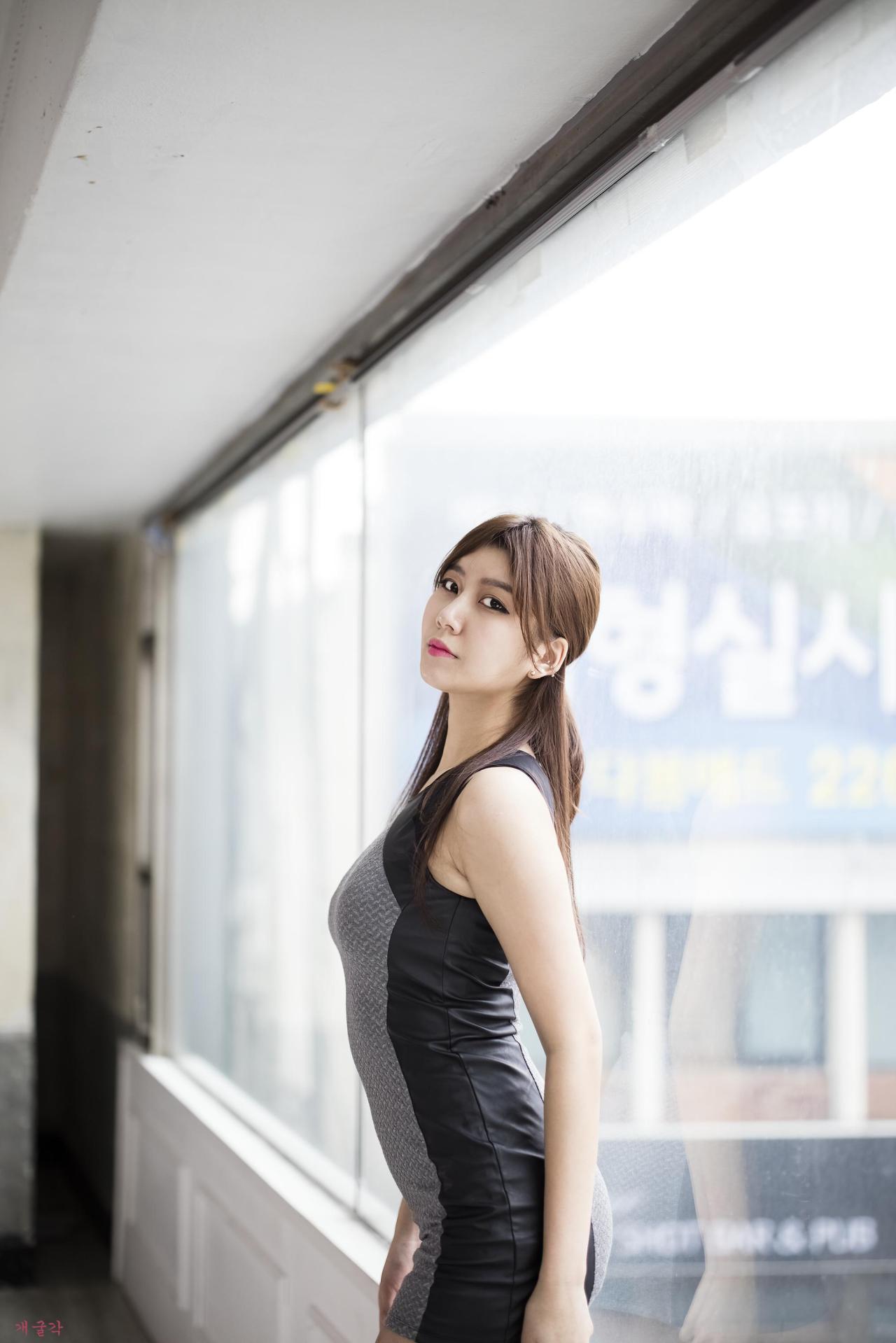 kormodels:  Ban Ji Hee