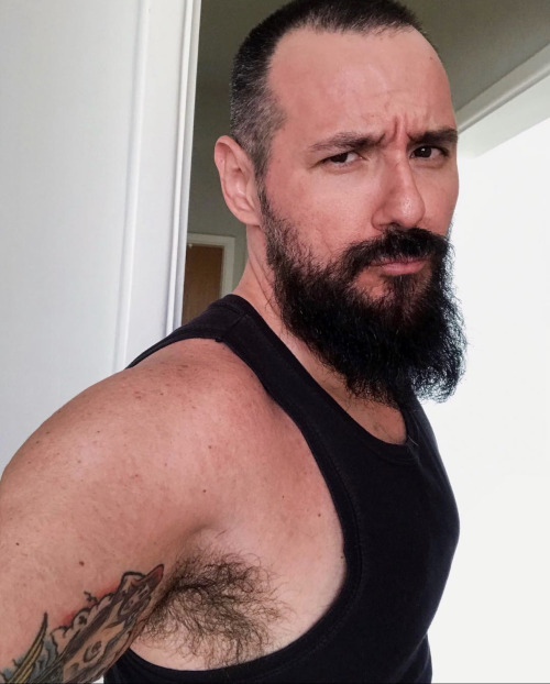 https://hairysweatysmelly.tumblr.com/post/695477737831481344