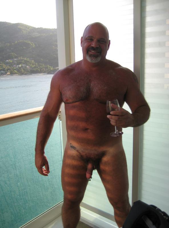 bigboy35posts:  backfur:  Click here to followBackfur for daily updates of HAIRY/BEEF/HORNY/DADDY
