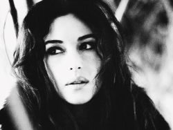 :  Monica Bellucci photographed by Bernd