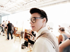 hstuyles:  Harry as Marcel in Best Song Ever - Behind The Scenes         