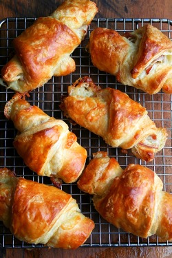 nom-food:  Proscutto & gruyere croissants