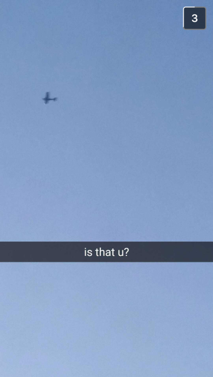 thewinchesterswagger: I WAS FLYING OVER TORONTO AND MY FRIEND SAW ME 