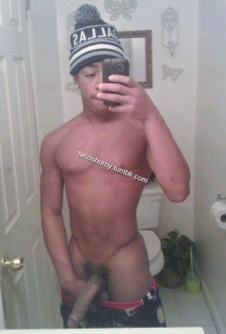 tightholebigdick:  Sexyhttp://tightholebigdick.tumblr.com/