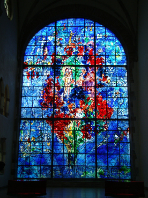 Vitrail-Chagall-SarrebourgSource: blogoth67.wordpress.com/tag/marc-chagall/