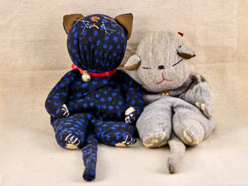 doggables:Two sleeping cats, bean-fill soft toys