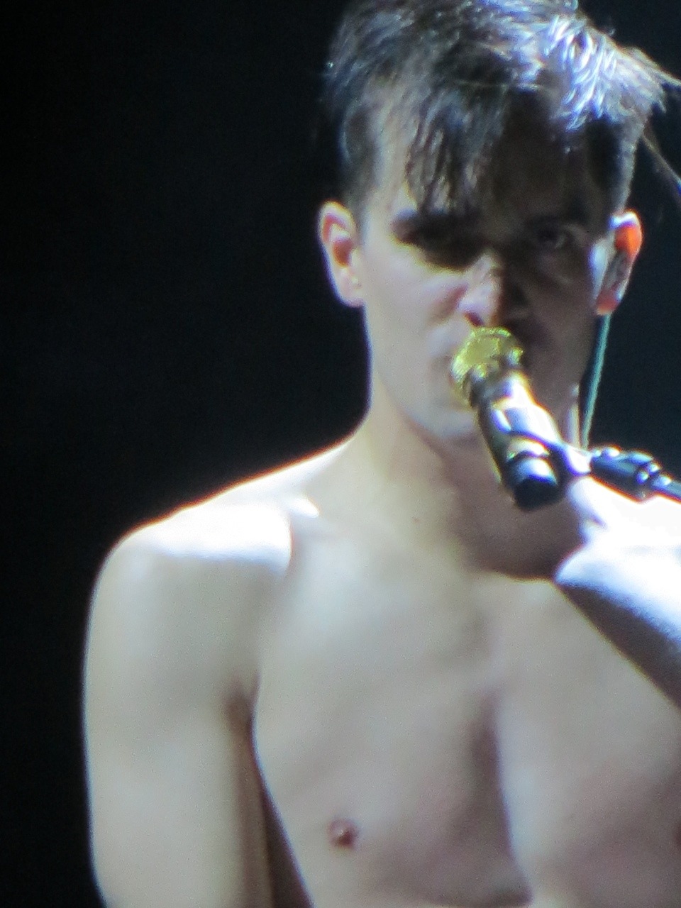 bdendad:  Brendon Urie July 27th 2014 Michigan 
