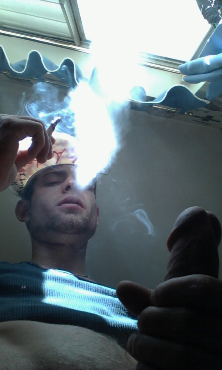 bbsmkpg: wanna back up onto that fat cock bad