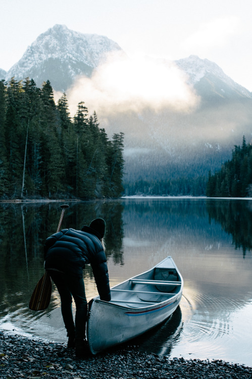 benchandcompass:winter lake to yourself.