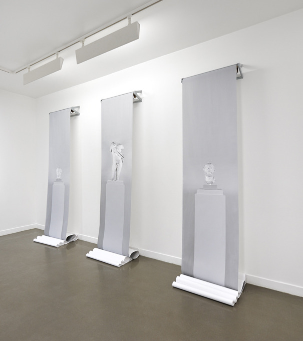 pop-up-x:  Jordan Tate - # 169, 2013installation view at Galerie Christophe Gaillard