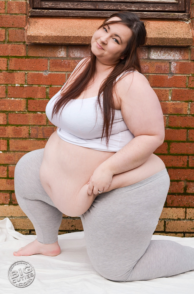 bbwholly: I tried to pick just ten of my favourite pictures from some recent sets…