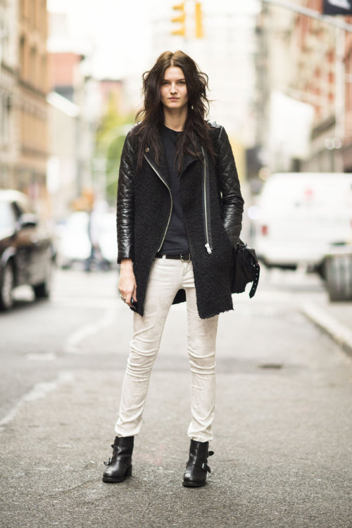 walkthatstreet:  Message me if you’re a street style blog! - here, need more blogs to fol
