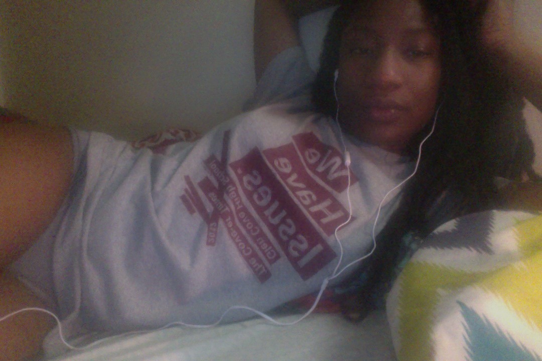lostqueenlostqueen:  Showered. Lotioned up. Had 3 classes today. Just trying to relax