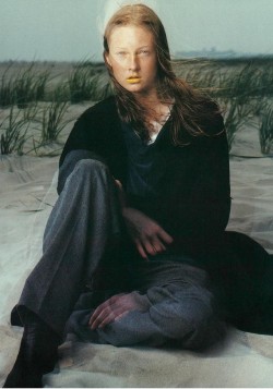 aleworldaddict:‘The Young Girls by The Sea’  Maggie Rizer by Steven Meisel for Vogue Italia August 1997