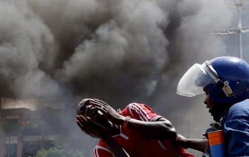 committeetoprotectjournalists: Protests intensify in BurundiImages:  Goran Tomasevic