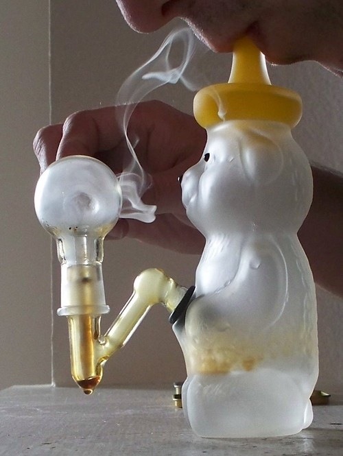 stonified:  DIY bongs 