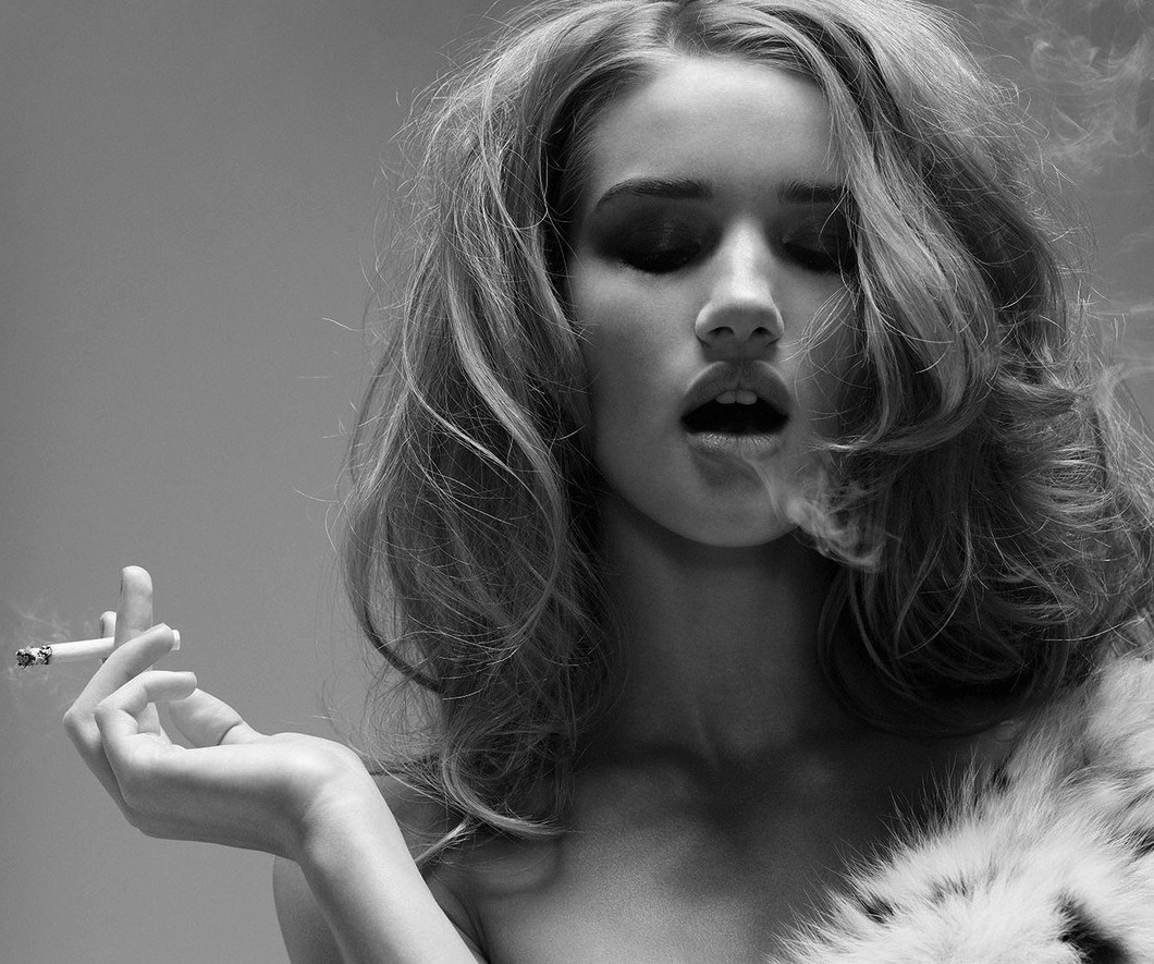 lelaid:Rosie Huntington-Whiteley by Yu Tsai for DT Spain, January 2010