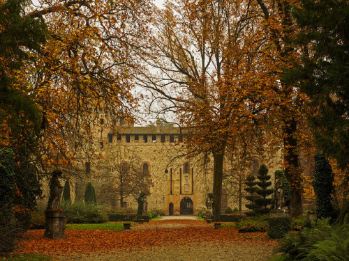 princess-of-france:vintagepales2:Castle of Grazzano Visconti@skeleton-richard Charles’ maternal gran