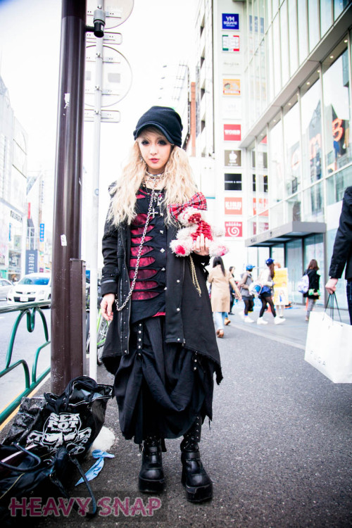 hebisuna: Model:Amihamu (あみはむ)  Photo by Ray Ochiai (オチアイレイ) HEAVY SNAP へびすな  #へびすな 