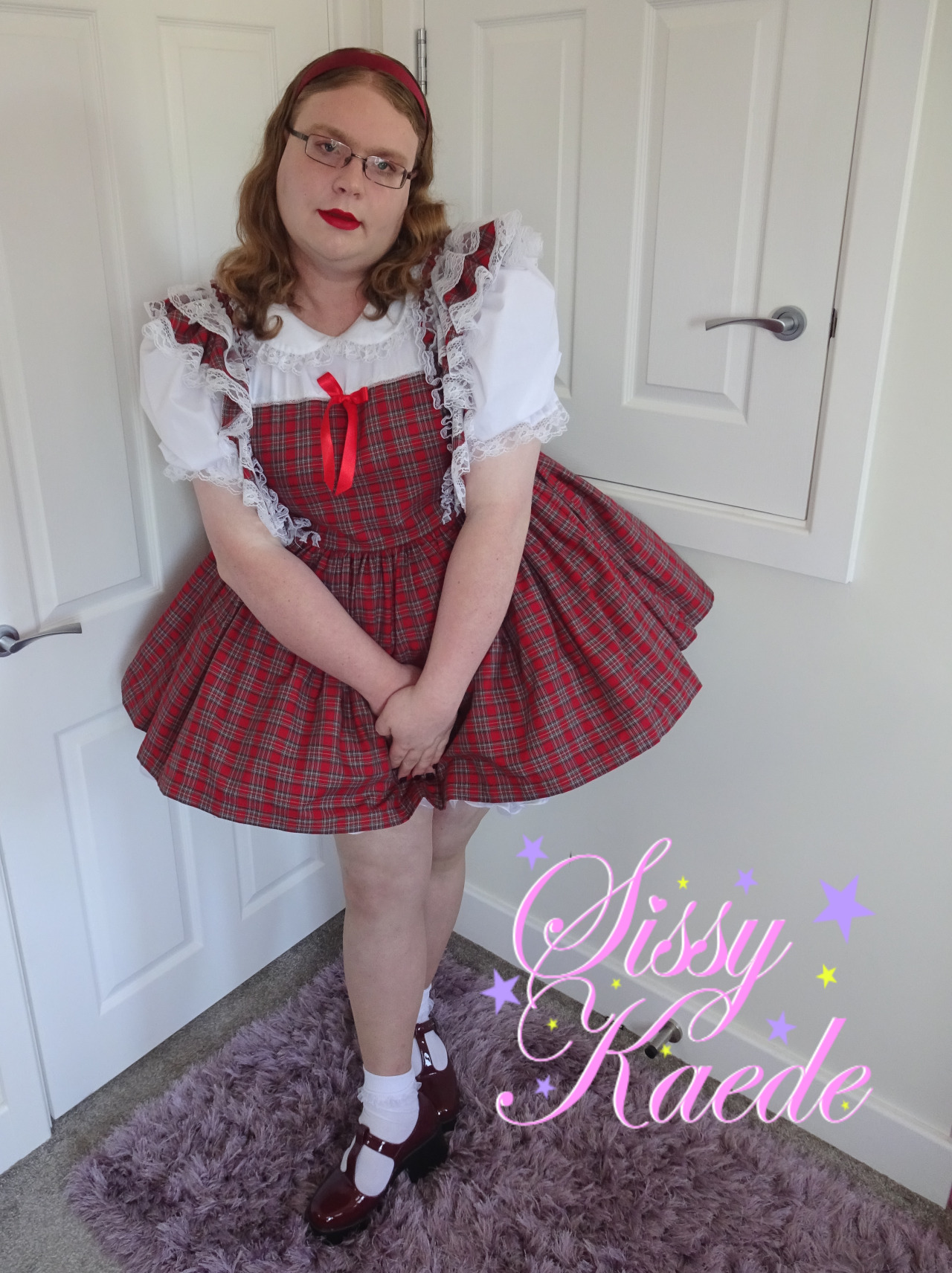 Hope  lots of my sissy sisters are dressing up for a sissy sunday with me  today. Fancied my red dress today, a nice dress always makes this sissy  much happier hehe.Trying to get my hair curlier with mixed results lol #sissy#sissygirl#prissysissy#prissy#frillysissy#sissydress#sissyschoolgirl