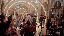 leekangdoo:Let’s go dance.