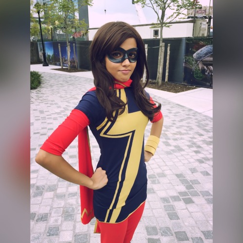 kookeybits:  Trying to figure this shit out. In the meantime, have some of my favorite shots of my Ms. Marvel cosplay from NYCC 2015. More to come cuz God knows I have too many pics. TOO MANY! 