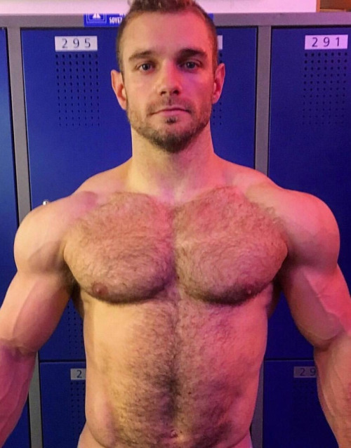 takingcontrolofyou: trancedenhanced:  deep now at attention, Muscles tight and ready