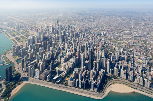 annascordato:  travelingcolors:  Chicago | Illinois (by Iwan Baan)  homesick as fuck always