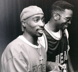 passagem-157:  2Pac & Luke (1994) 