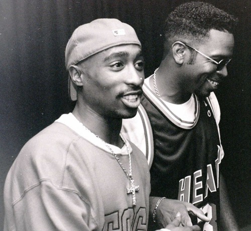 90shiphopraprnb:2Pac & Luke (1994)